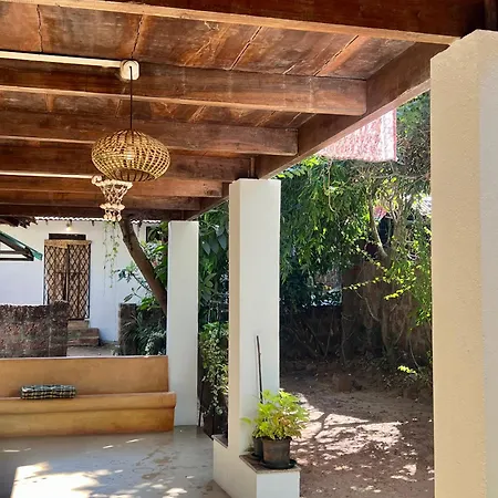 The Sunset Chalet Anjuna Exterior photo